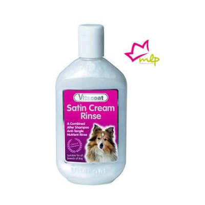 crema suavizaste para perros de pelo largo, deja el pelo muy sedoso y con buen olor, producto muy concentrado, se puede diluir en agua para una mayor eficiencia